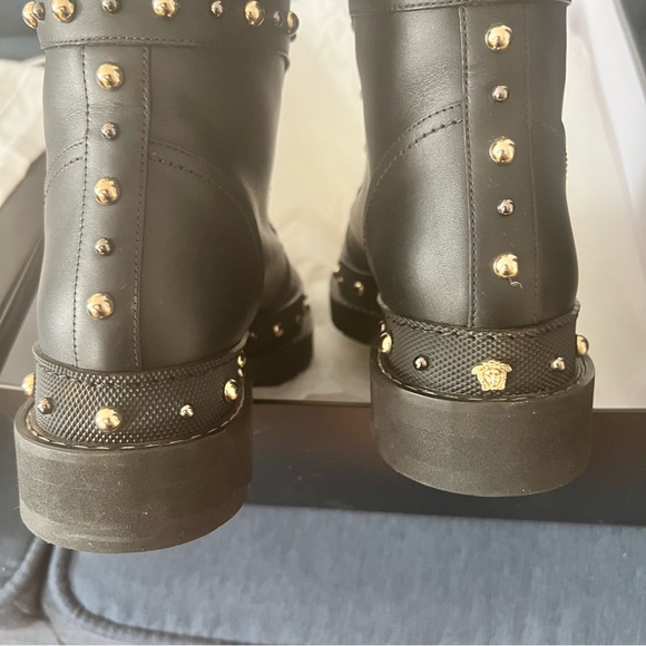 NWT Authentic Versace city stud ankle boots 5US (36 Europe) black - Picture 8 of 9